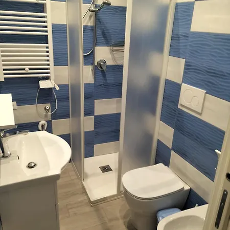 Capsule hotel Orizzonte - 5 Terre, Stazione Vezzano Ligure